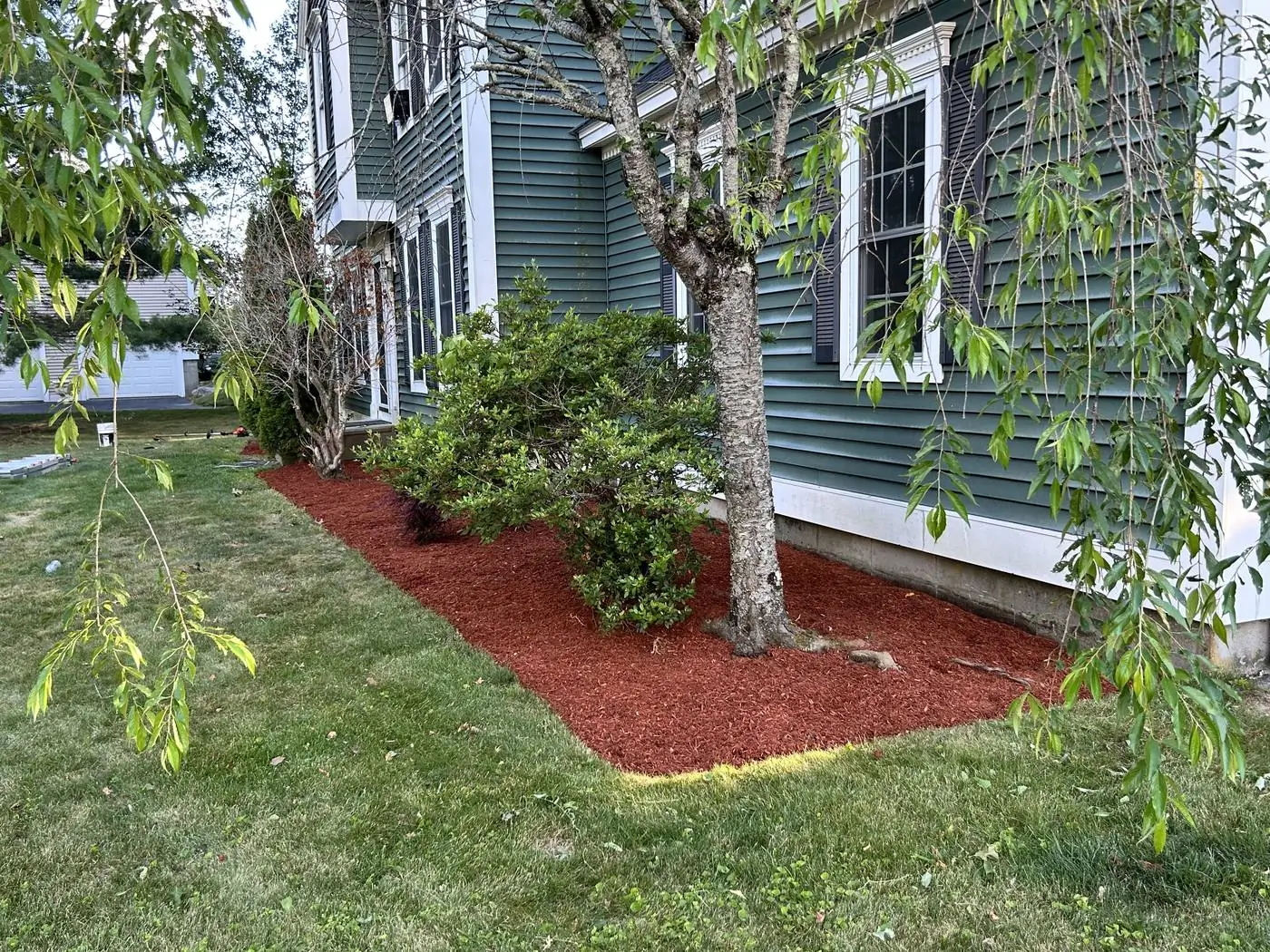 Quality mulching services for clean, well-maintained landscapes in Southbridge, MA.